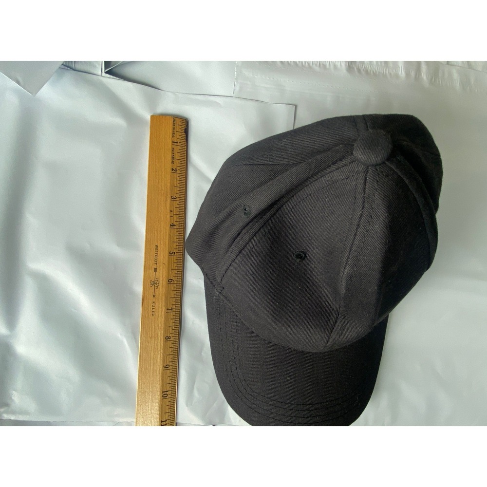 Black Baseball Cap Adjustable Strap Classic Style